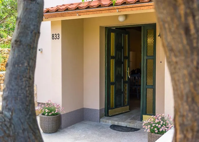 House With A Parking Space - Rab - 20120 펜션 *